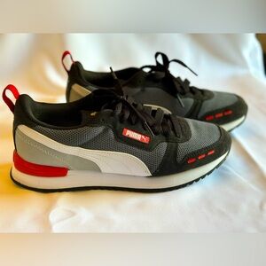 Puma R78 Men’s 7.5 Sneakers
